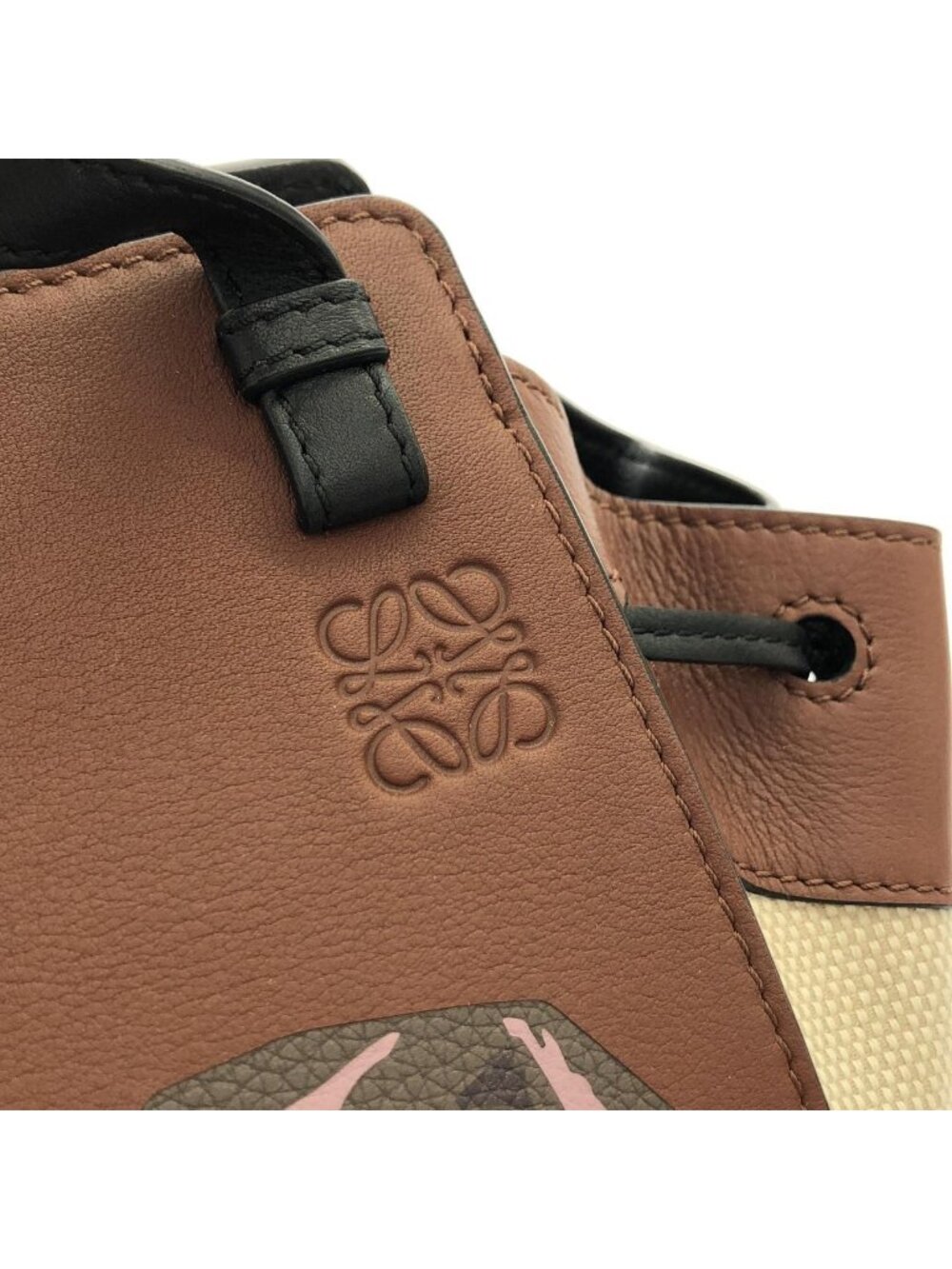 ★SOLD★ Loewe Susuwatari Hammock DW Mini Shoulder - Picture 6 of 9